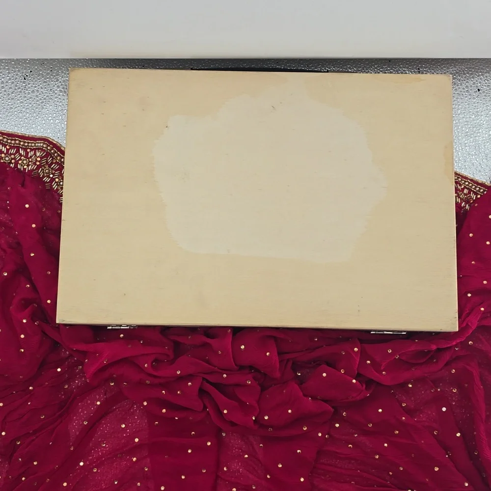 Chanel‎ Fashion Impressionism 2015/2016  Collection Wooden Box